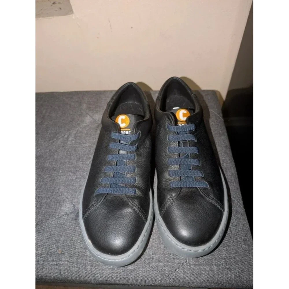 Camper Runner Black Leather Sneakers Elastic Laces Grey Sole EU 41 US M8 / W10
